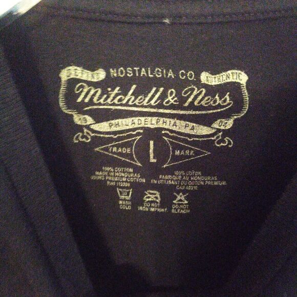 Mitchell and Ness Hardwood Classics Allen Iverson 76ers NBA Black T Shirt L LG - Picture 3 of 7